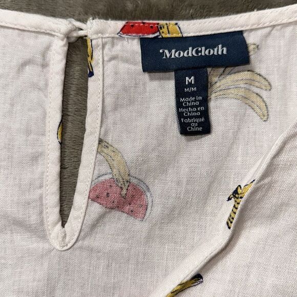 ModCloth M Ivory Red Yellow Pack a Picnic Fruit Print Short Sleeve Tie Front Top - Picture 8 of 10